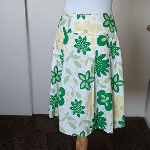 Size S Pleated Floral Skirt